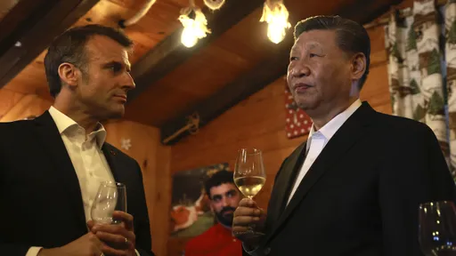 見縫插針!習近平訪法凸顯兩對立世界 分析:恐藉巴黎分化西方