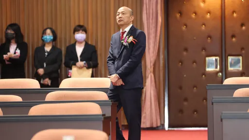 立院脫序登上國際媒體！游盈隆曝4點發現　韓國瑜議事公正形象已徹底破滅 