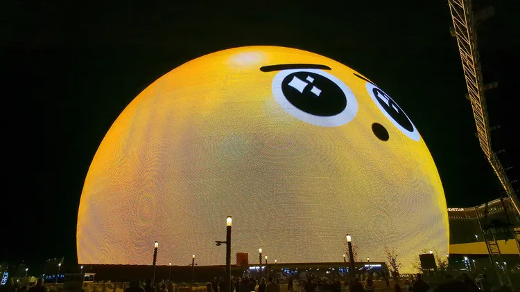 世邦旅遊夏季線上旅展獨家安排星宇航空K董西雅圖回頭機，走訪拉斯維加斯最近Sphere球體入內欣賞球體秀。業者提供