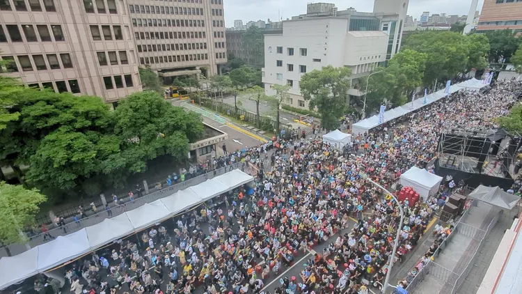 立法院外「青鳥行動」。蘇柏銓攝