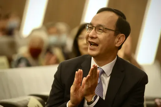 不排斥蔡英文特赦陳水扁！　朱立倫曝三前提：我們尊重總統