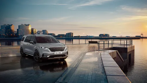 Kia Carnival連續三年獲「最佳進口大型MPV」獎 限量版上市首月近完售