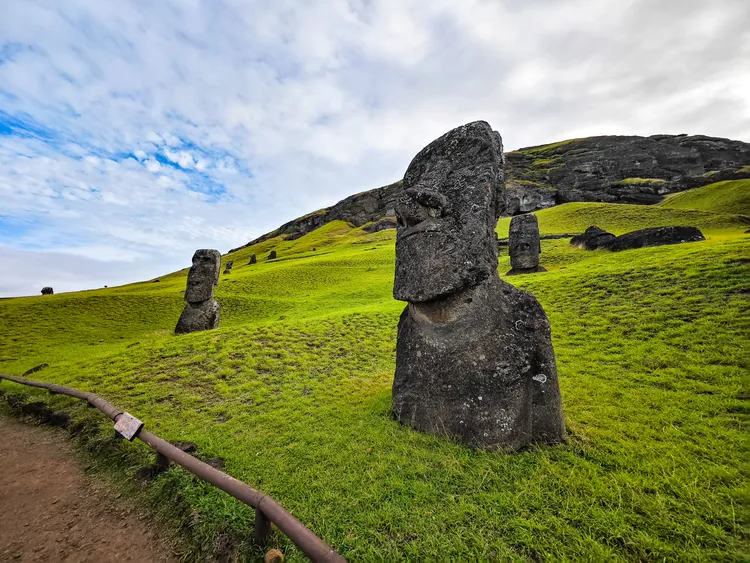 摩艾石像是復活節島的地標，一尊摩艾代表一位值得紀念的祖先。田欣雲攝