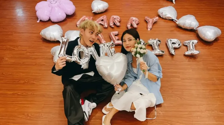 顏佑庭與PiPi難得放閃。翻攝顏佑庭臉書