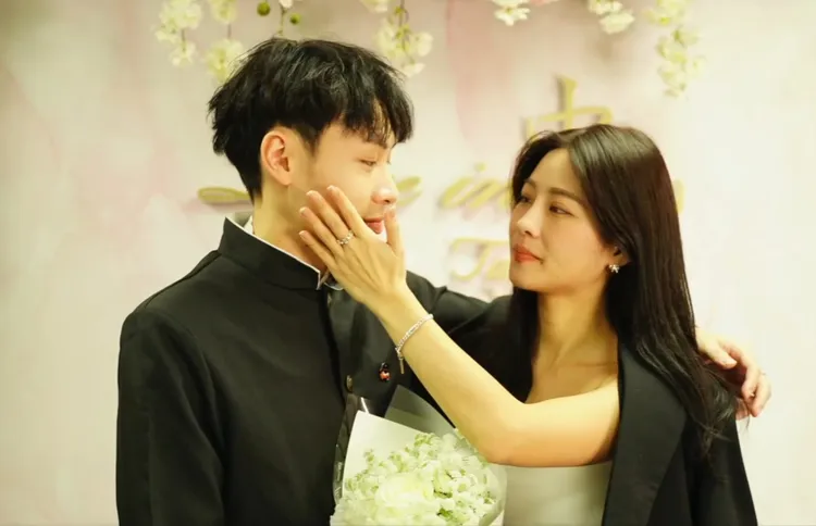 顏知庭與老婆互動超有愛。