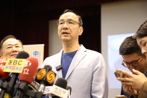 「戰鬥藍」集結聲援徐巧芯　朱立倫：國民黨一定力挺到底