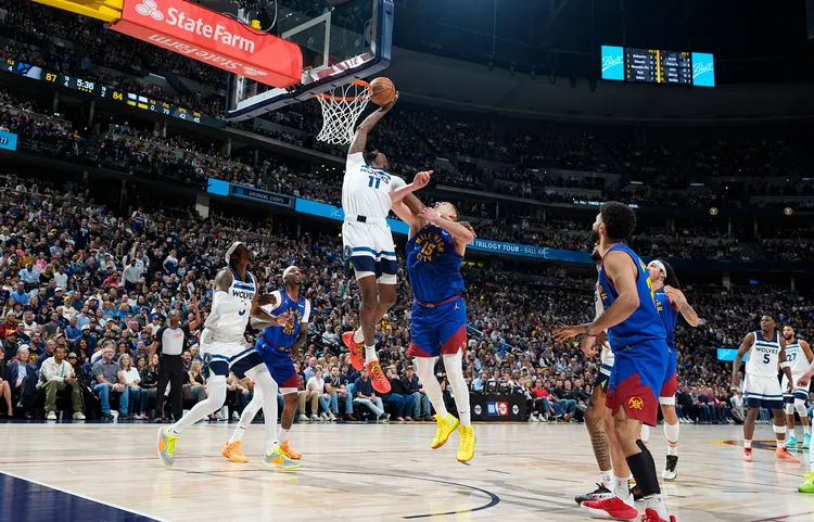 年度第六人瑞德(中)。美聯社