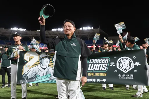 洪一中成中職首位千勝教頭 這隊是最大受害者