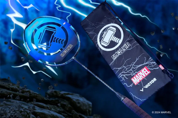 VICTOR雷神之鎚系列限量羽球拍，8000元。品牌提供