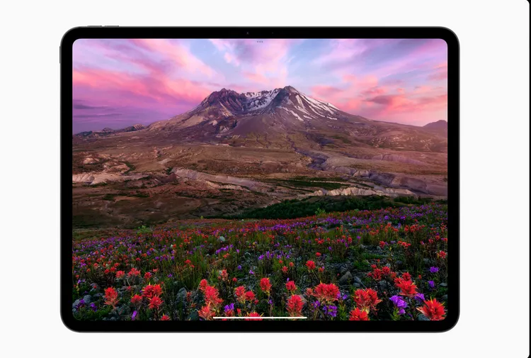 兩種尺寸均配備全新突破性的 Ultra Retina XDR 顯示器，採用最頂尖的串聯式 OLED 技術，帶來出色的視覺體驗。。Apple提供