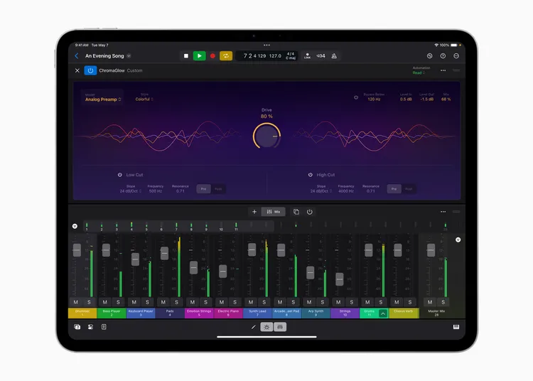 和前代iPad Pro  M2相比，M4的CPU效能最多快了1.5倍，為Logic Pro等App中的專業級工作流程帶來效能躍升。Apple提供。