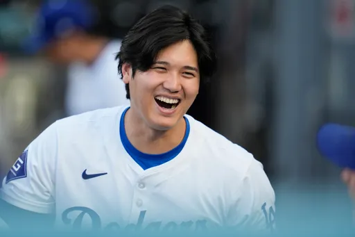 笑死!大谷翔平被教練告知換代打  原地崩潰「表情凍結」影片曝光