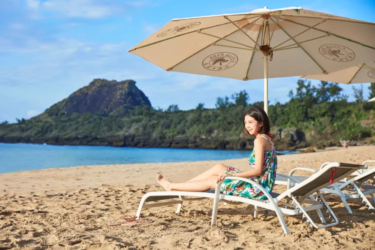 為搶攻暑假前出遊商機，墾丁凱撒、台南趣淘及台東趣淘攜手推出「住一館送一館」住房優惠活動。業者提供