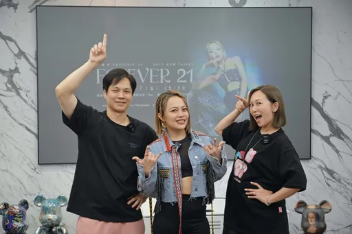 年收12億台幣電商女帝超霸氣 挺戴愛玲開唱包百張搖滾區門票