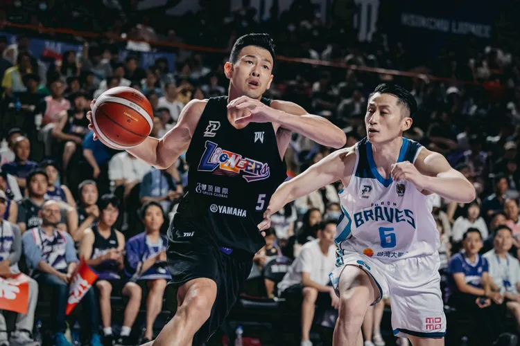 宋宇軒本季第二次上場，也展現出好身手。新竹御頂攻城獅提供