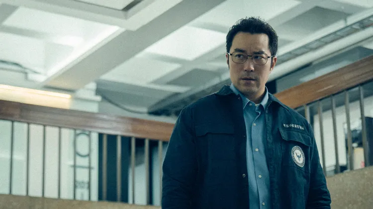 張孝全遭藤岡靛控為命案最大嫌疑人。Netflix提供