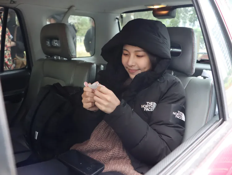 采子素顏出演微電影。浩翰宇宙工作室提供