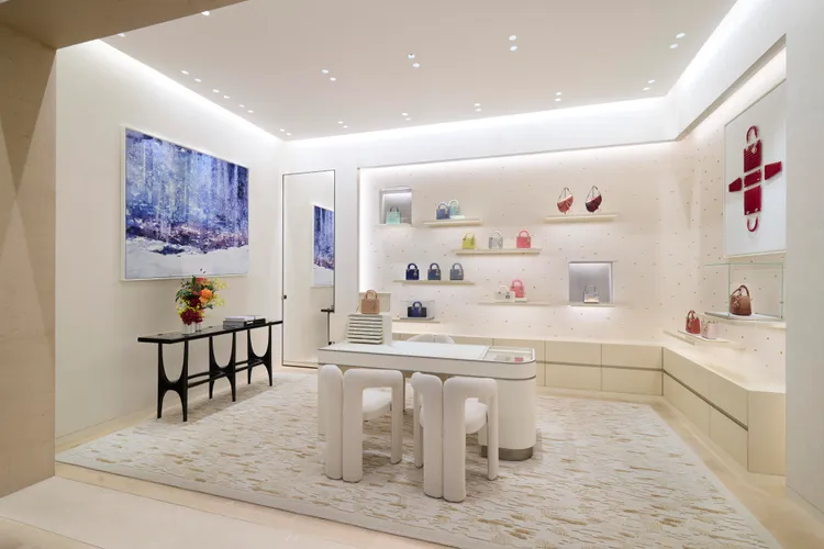 DIOR新光三越Diamond Towers二館全新概念專賣店。品牌提供