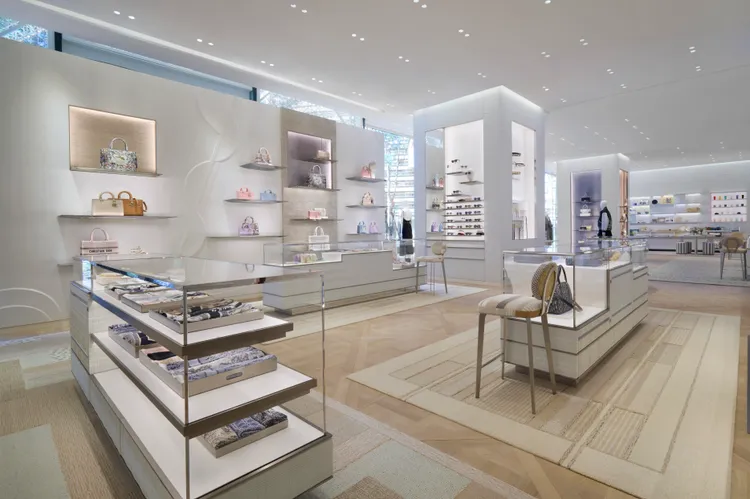 DIOR新光三越Diamond Towers二館全新概念專賣店。品牌提供
