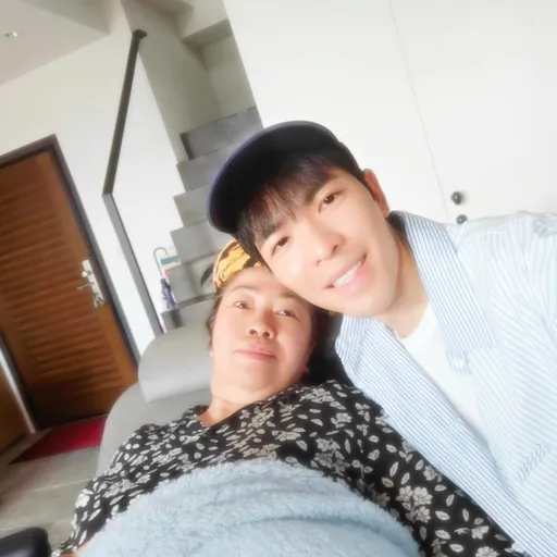 蕭敬騰最重要的女人出院了 病況曝光成「無膽人」