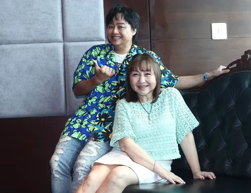 63歲民歌天后鄭怡怎麼了　3月個狂瘦9公斤枕邊人驚吐：妳有腰！