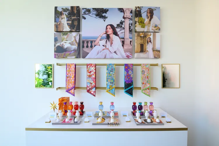 精品香氛寶格麗在新加坡聖淘沙海灘舉辦Allegra系列新品發表會。品牌提供
