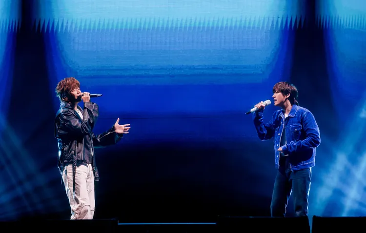 阿璞（左）驚喜現身，與圭賢合唱《想見你想見你想見你》。D-SHOW提供