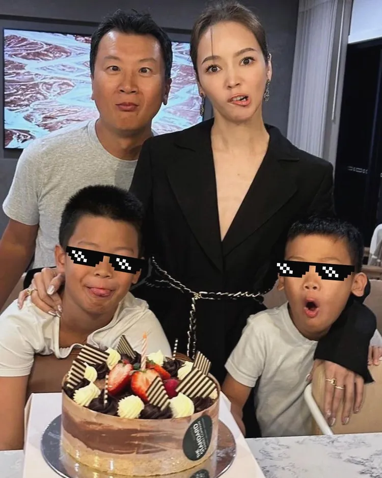 侯佩岑時常在社群曬老公小孩。翻攝侯佩岑IG