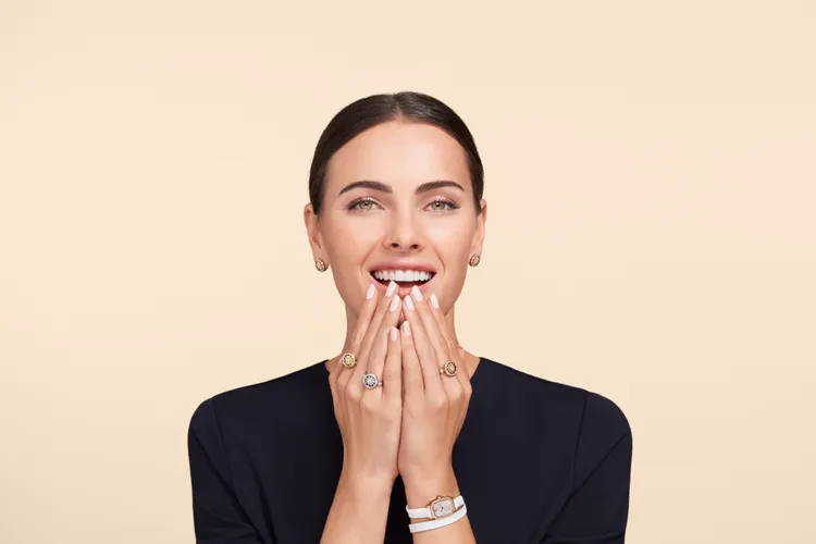 海瑞溫斯頓Winston Gates系列環型花飾耳環&戒指。品牌提供