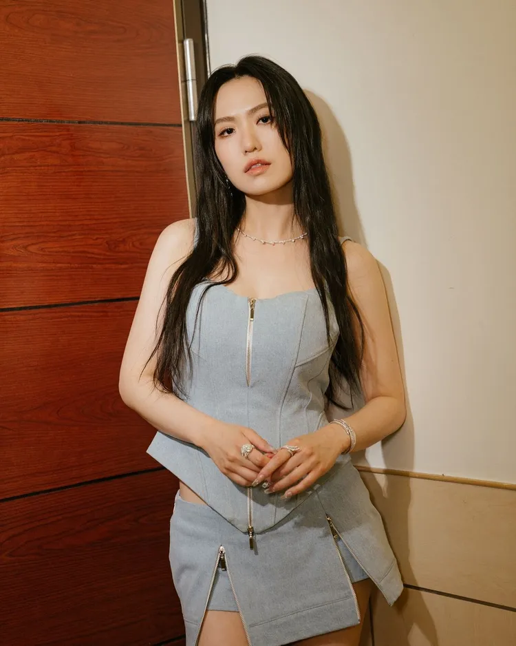 孫盛希日前佩戴Hearts On Fire珠寶出席「hito流行音樂獎」。翻攝孫盛希IG