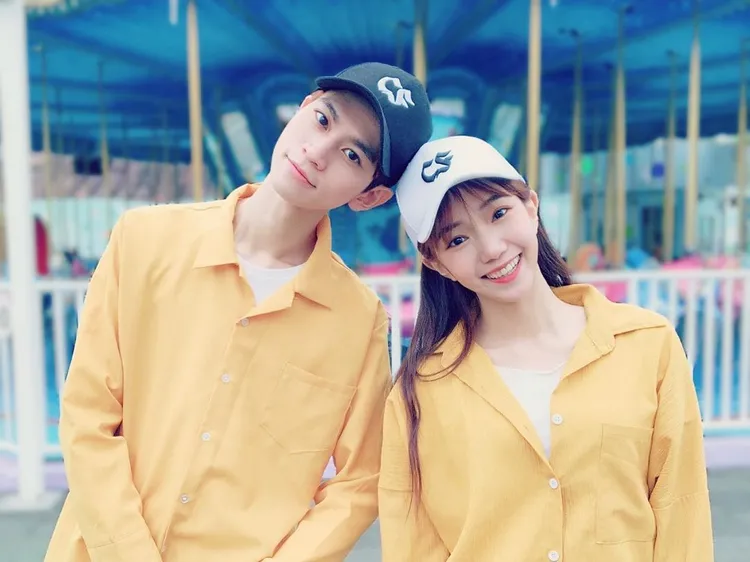 網紅「眾量級」曾經很愛放閃，如今他刪光IG和她合照。翻攝眾量級IG