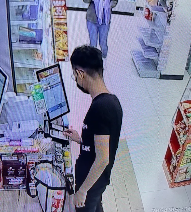 警方查出方青山前往超商，再轉往網咖。讀者提供