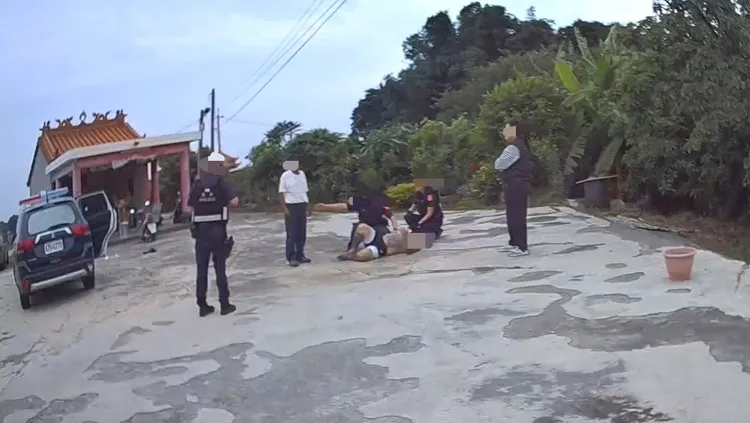 警方派員調查釐清案情。讀者提供