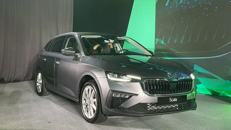 Škoda Scala除全車搭載同級之最的九顆安全氣囊，更標配相當於Level 2等級的新世代聰明EYE智能駕駛輔助科技。林浩昇攝