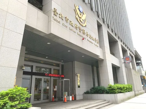 17歲處男三溫暖休息被問「按摩嗎?」 遭61歲按摩女硬上性侵還舔乳頭