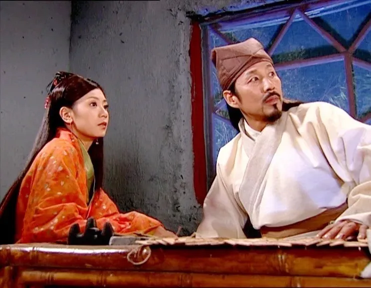 陳道明（右）和賈靜雯曾合作《大漢天子》。翻攝《大漢天子》微博
