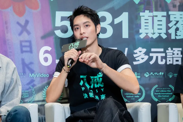 曹佑寧被問「小淨」害羞了。甲上提供