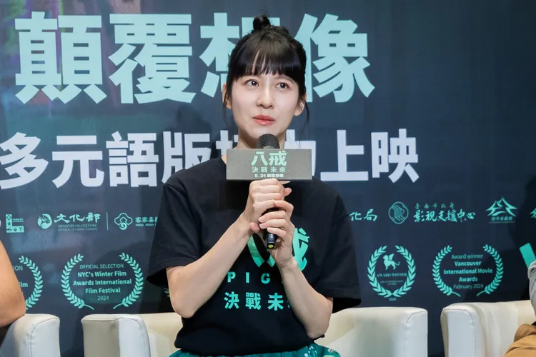 連俞涵配音自備喉糖。甲上提供