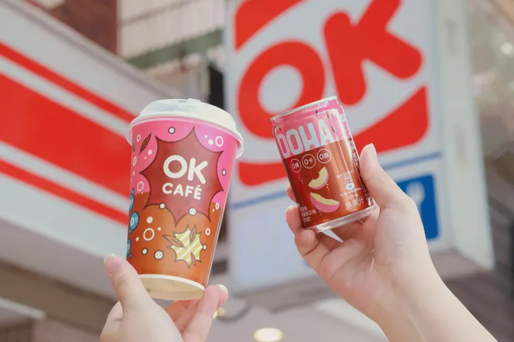 OK mart的OOHA水蜜桃烏龍氣泡咖啡49元。OK mart提供