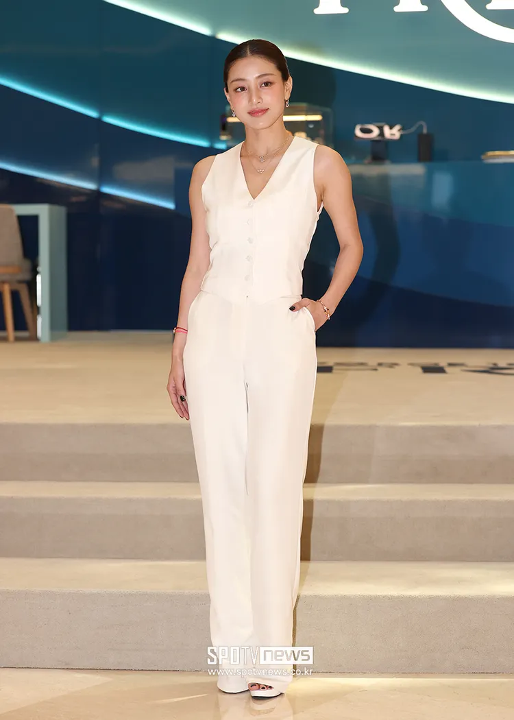 朴志效今出席珠寶店活動。翻攝SPOTV NEWS