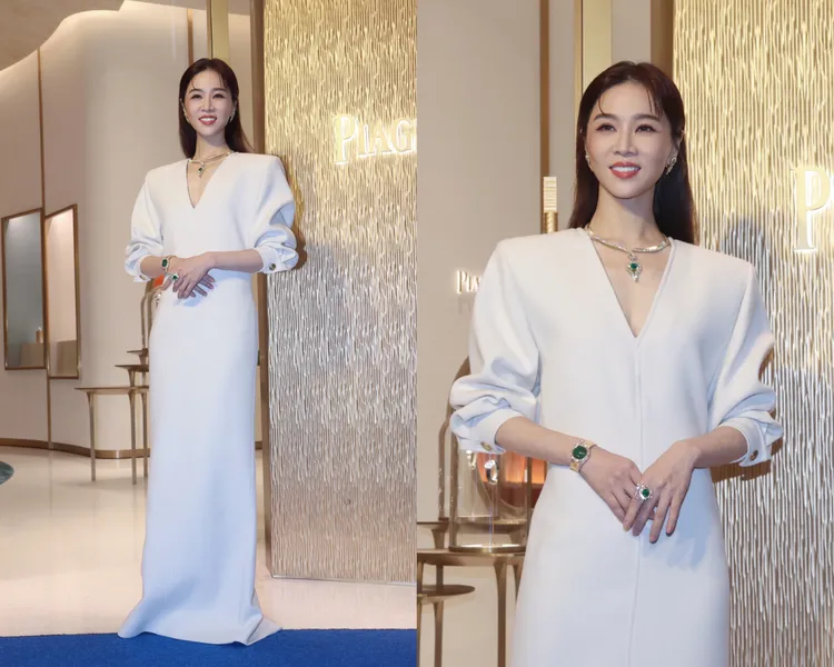 謝盈萱選搭Efflorescens 18K黃金祖母綠鑽石項鍊（2940萬元）、戒指（1920萬元）、耳環（494萬元），以及Limelight Gala系列18K玫瑰金孔雀石面盤鑽石珠寶腕錶（336萬元）。彭欣偉攝