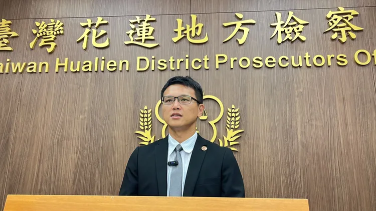 花蓮地檢署主任檢察官蔡勝浩說明重返太魯閣事故現場原由。翻攝畫面