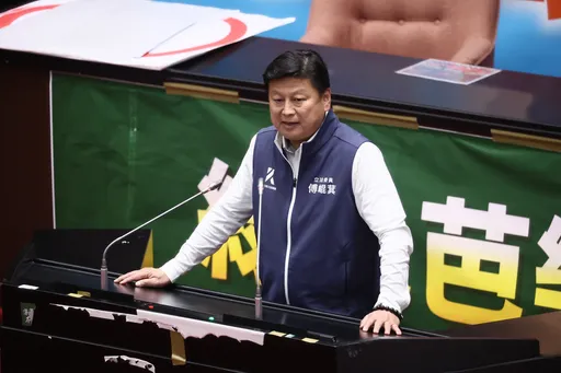 徐榛蔚拒簽「藐視議會罪」協議書　傅崐萁氣炸護妻：綠營造謠