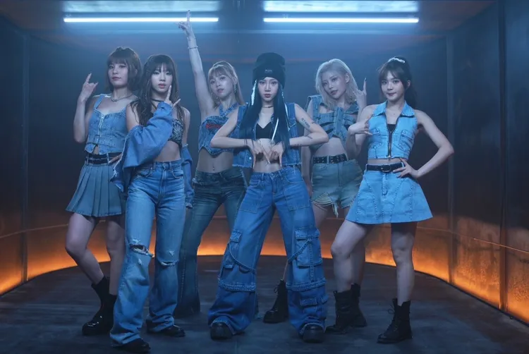 最香女團「MEME(秘密)」由小楓領軍集結笑笑、草莓、筱緹、安汝、語萱組成。想想時間有限公司提供