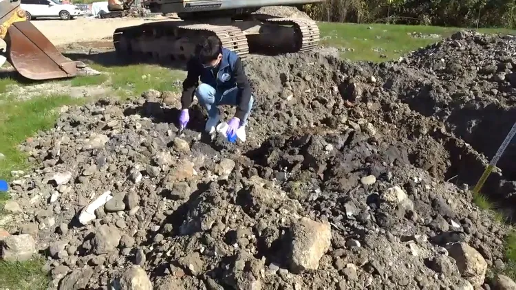 現場採檢。保七總隊提供