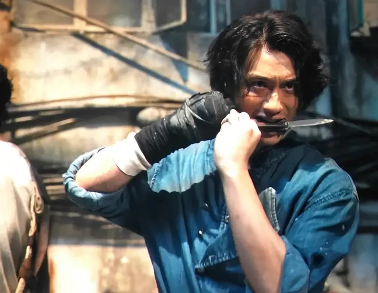 劉俊謙演出的《九龍城寨之圍城》在中國熱賣18億。劇照