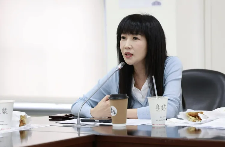 彭女所住社區鄰居就是有「林口阿姨」之稱的新北市議員蔡淑君。翻攝自蔡淑君臉書