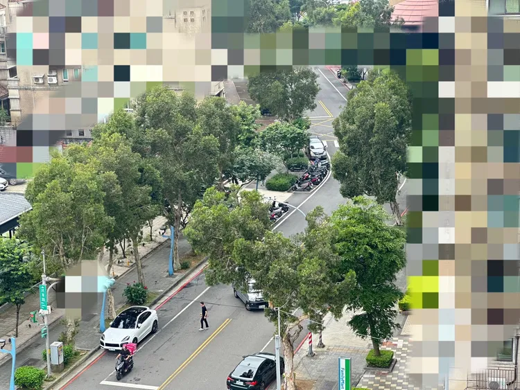 簡男母親所住社區位於重劃區，警衛也上緊發條，過濾可疑人士。曾佳俊攝