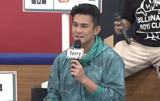 狂粉要Terry叫她老婆! 私訊嗆羅美玲肖想「小三變正宮」