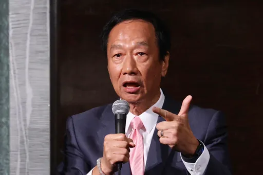 半年1股未卖！鸿海股价创16年新高　郭台铭身价暴增1255亿元